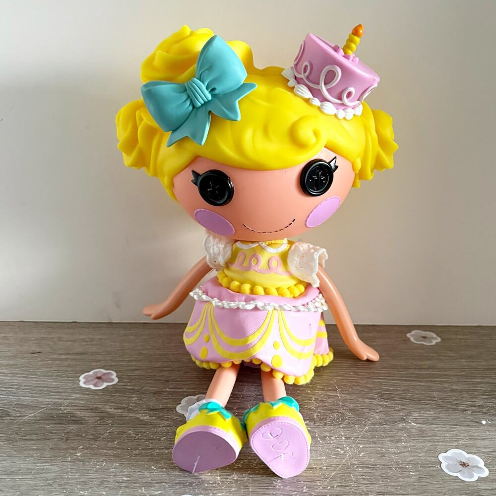 Lalaloopsy Doll Candle Slice O’ Cake 12 Inch FullSize Birthday Doll 2014 MGA EUC